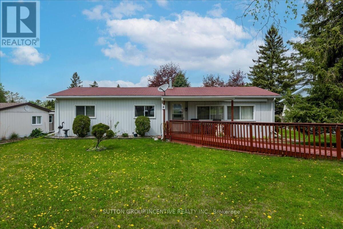 Property Photo: 6 Pine Hill Court ON L9S 1R5