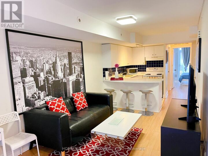 Property Photo: 415 Jarvis Street ON M4Y 3C1