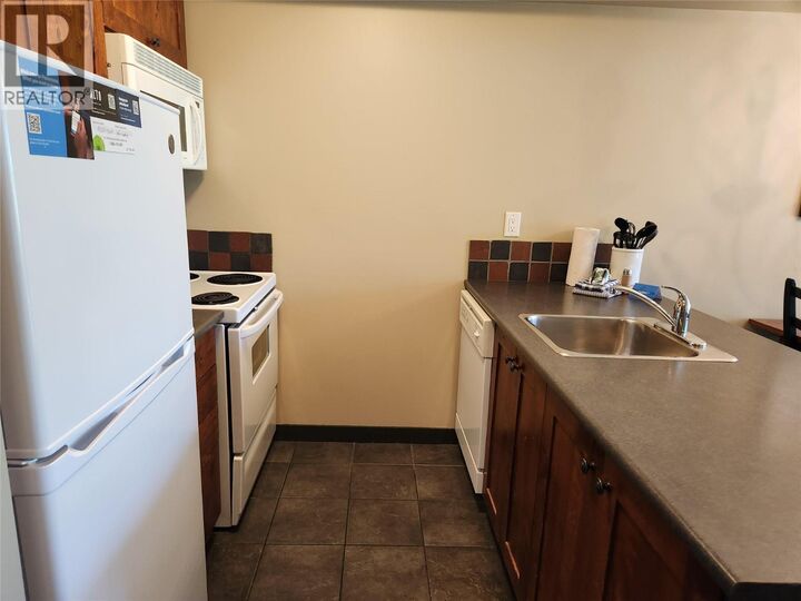 Property Photo: 2070 Summit Drive 305 BC V0A 1T0