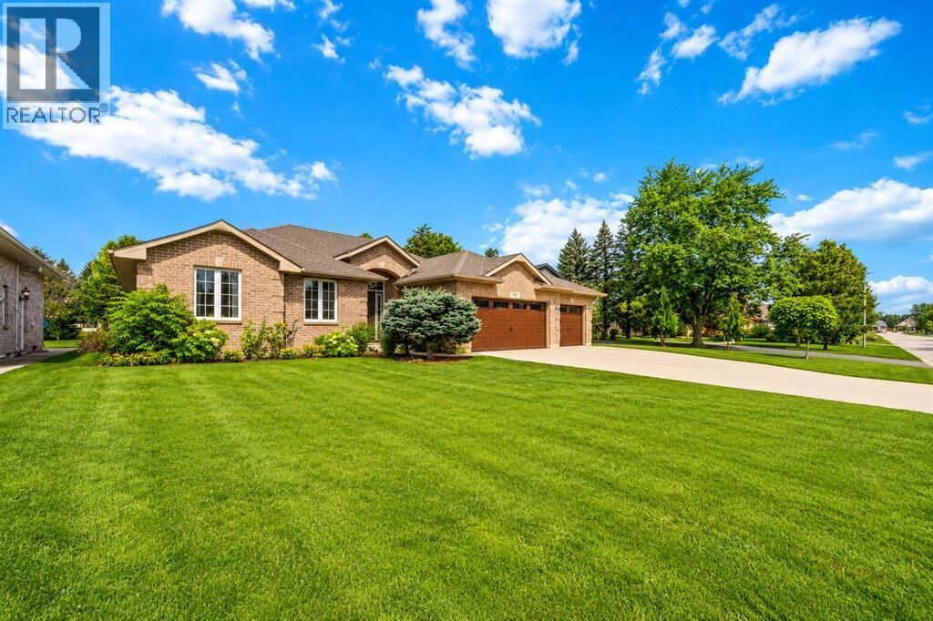 Property Photo:  727 Norman Street  ON N0N 1T0 