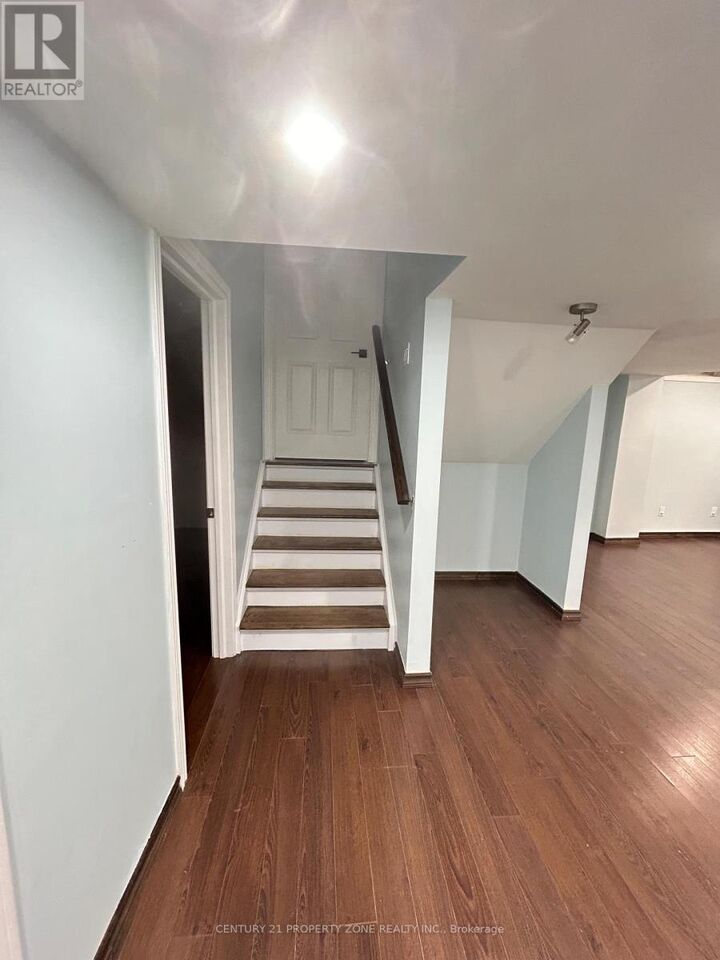 Property Photo:  1123 Woodward Avenue  ON L9T 5Y5 