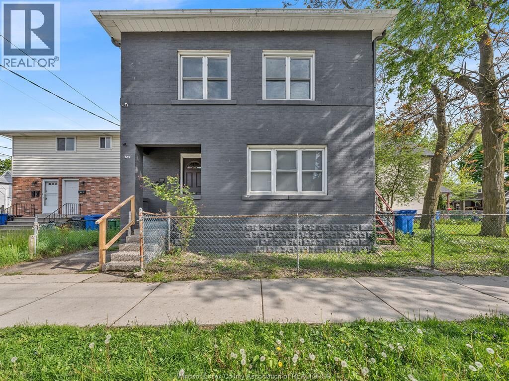 Property Photo:  669 Park Street West  ON N9A 5V7 