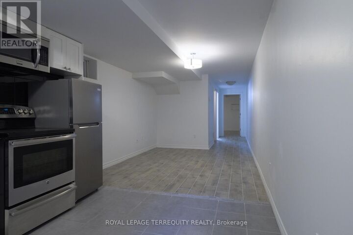 Property Photo: 665 Crawford Street Bsmt ON M6G 3K1