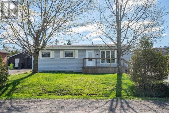Property Photo: 124 Albion St ON P6B 5E1