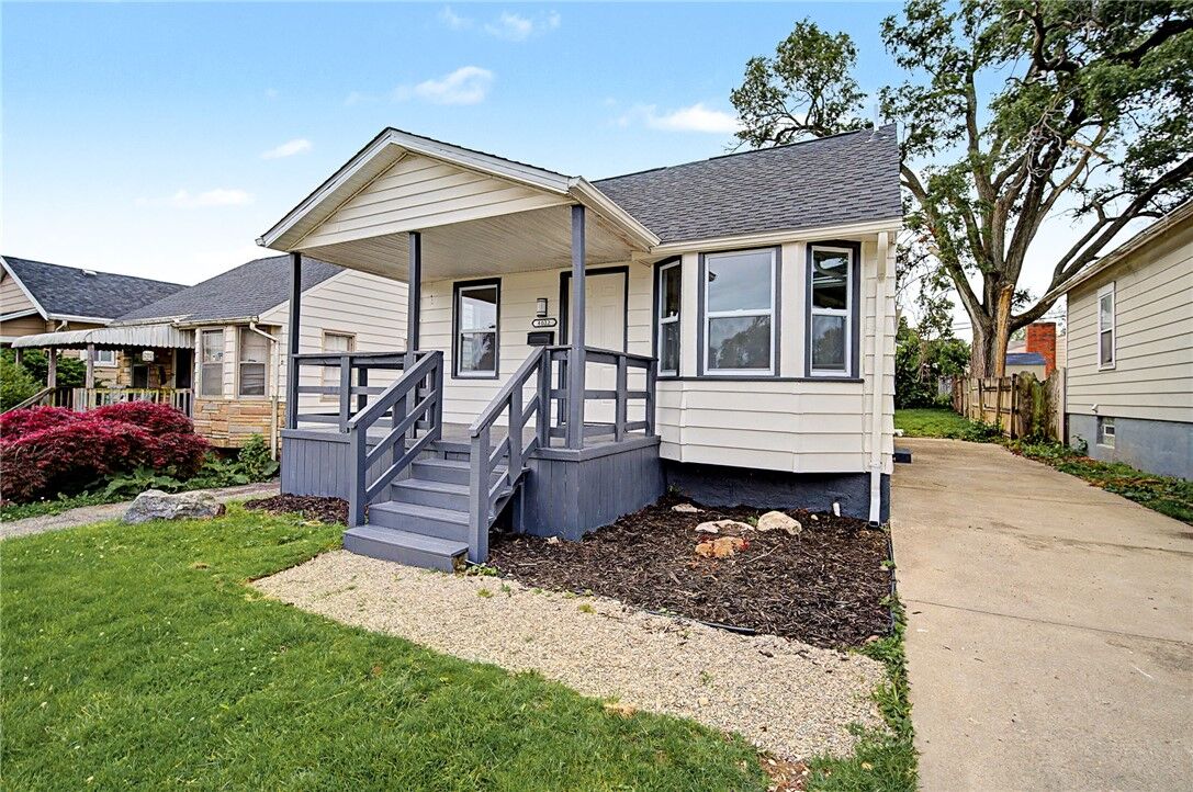 Property Photo: 4032 Woodcliffe Avenue OH 45420