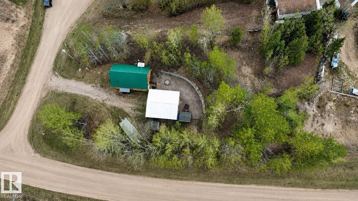 Property Photo:  54126 Rge Road 52 11  AB T0E 0L0 