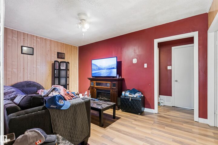Property Photo:  12 Kootenay Avenue  AB T9G 1J1 