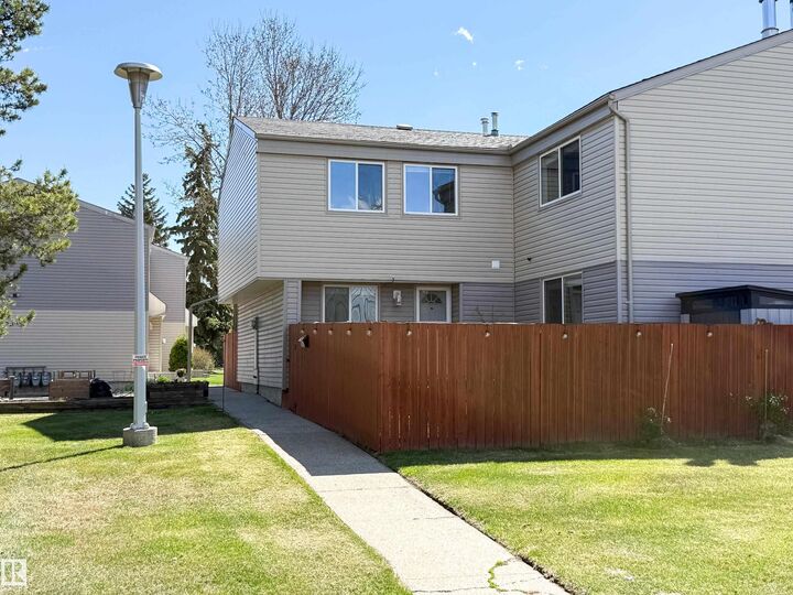 Property Photo: 5642 148 Street NW AB T6H 4T8