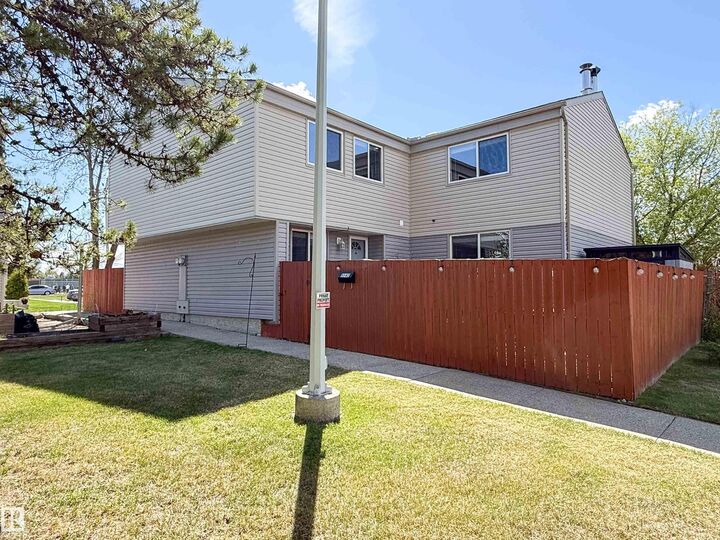 Property Photo: 5642 148 Street NW AB T6H 4T8