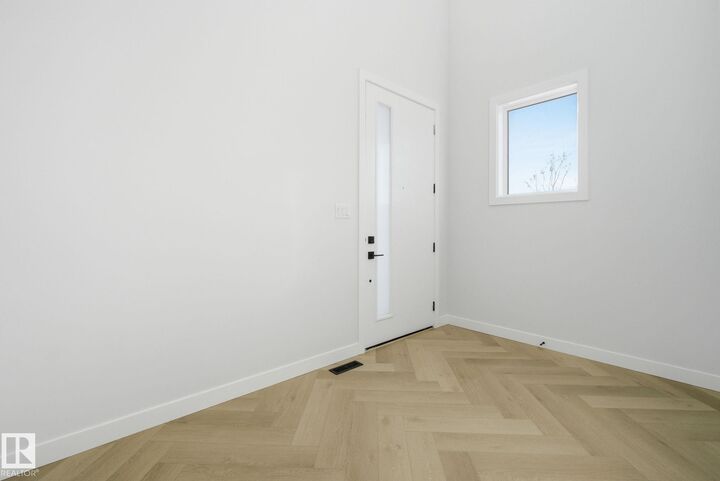 Property Photo: 17108 2 Street NW AB T5Y 4G2