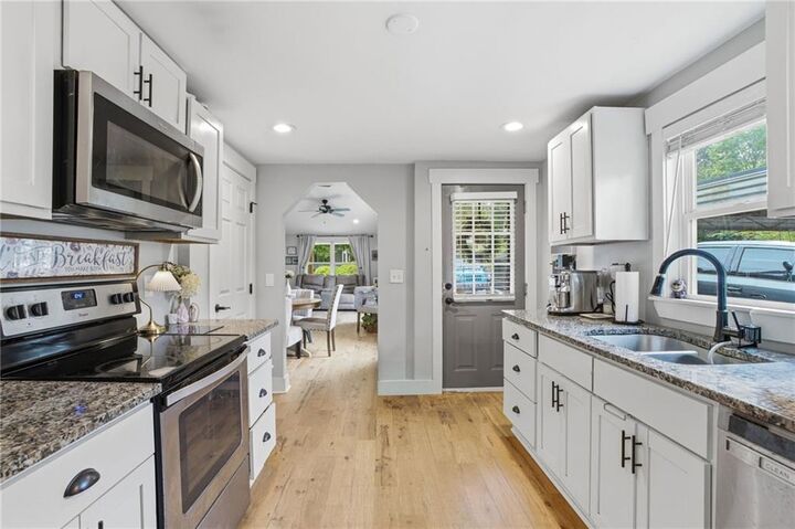 Property Photo: 190 Highland Avenue GA 30132