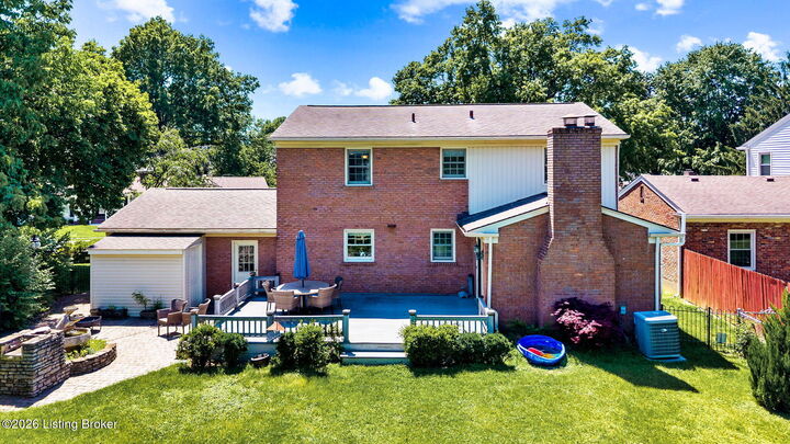 Property Photo:  10807 Helmsdale Ln  KY 40243 