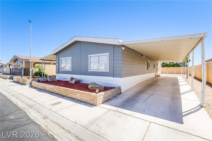 Property Photo: 3230 La Barca Lane NV 89122