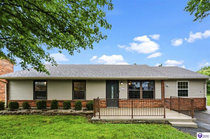 Property Photo:  441 Seminole Road  KY 40160 