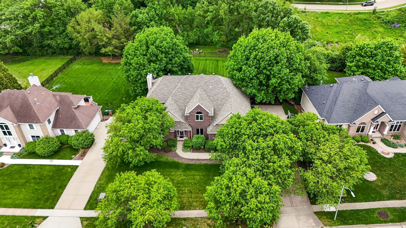 Property Photo: 8120 Heather Bow IA 50131