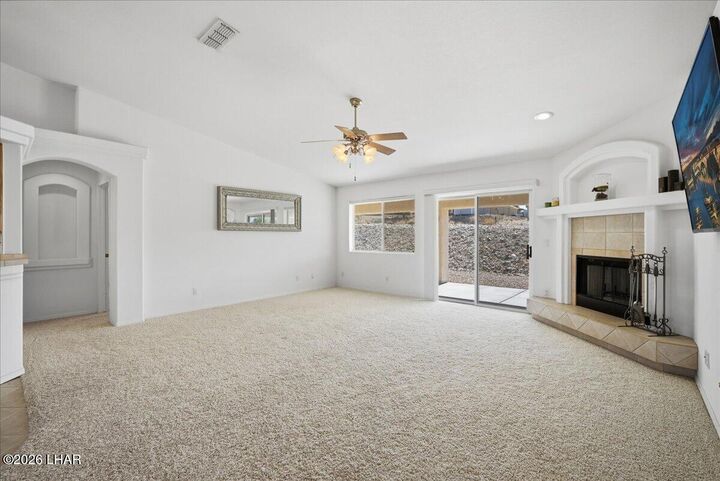 Property Photo: 3244 Sheik Dr AZ 86404