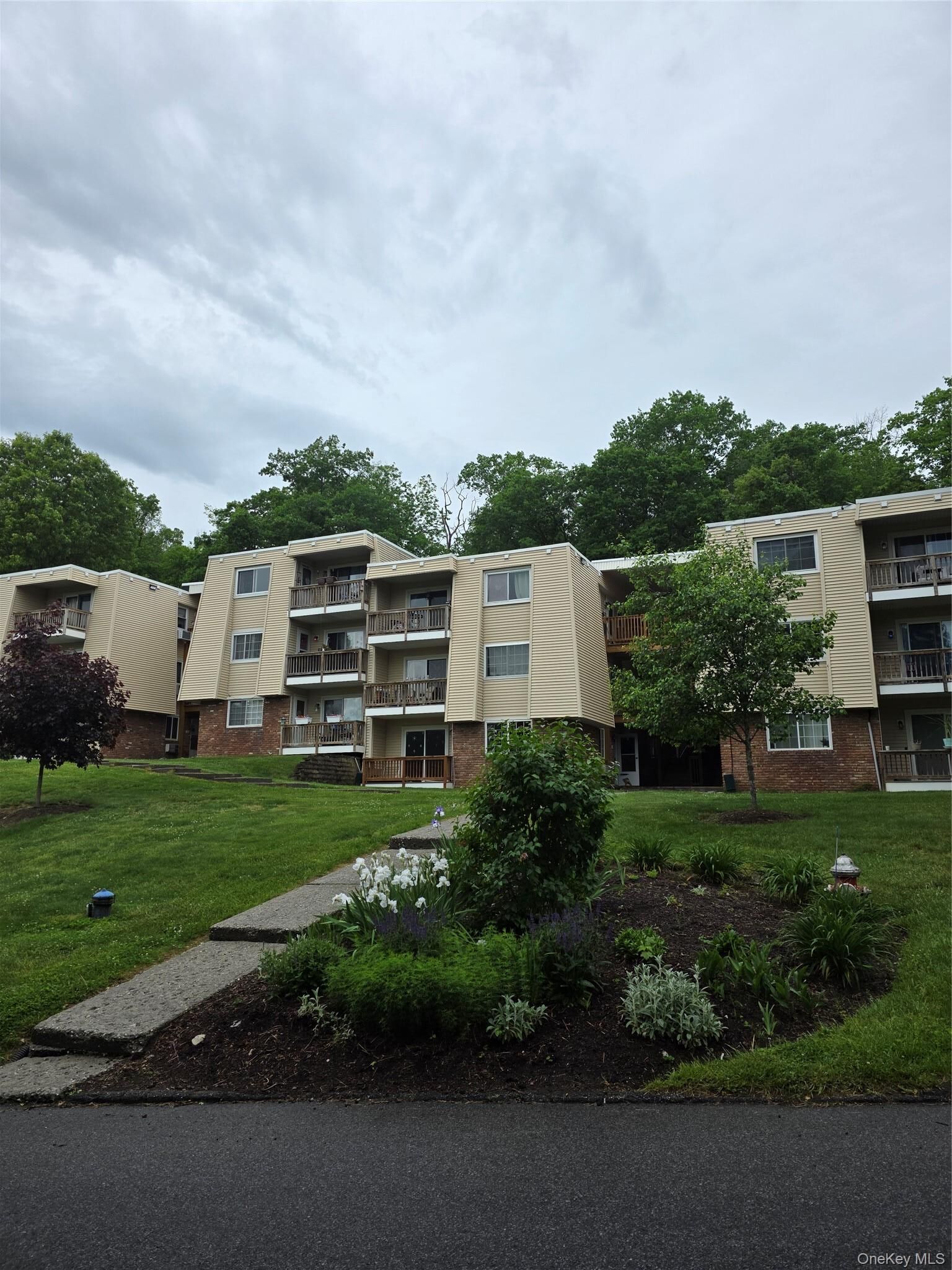 Property Photo:  234 Fox Run Lane  NY 10512 