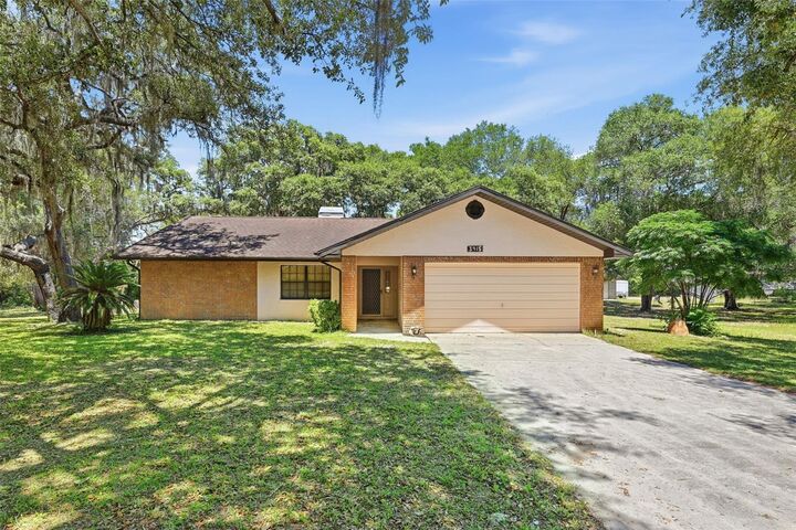 Property Photo: 3915 S Spaniel Trail FL 34450