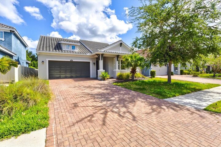 Property Photo:  4424 Conchfish Lane  FL 34229 