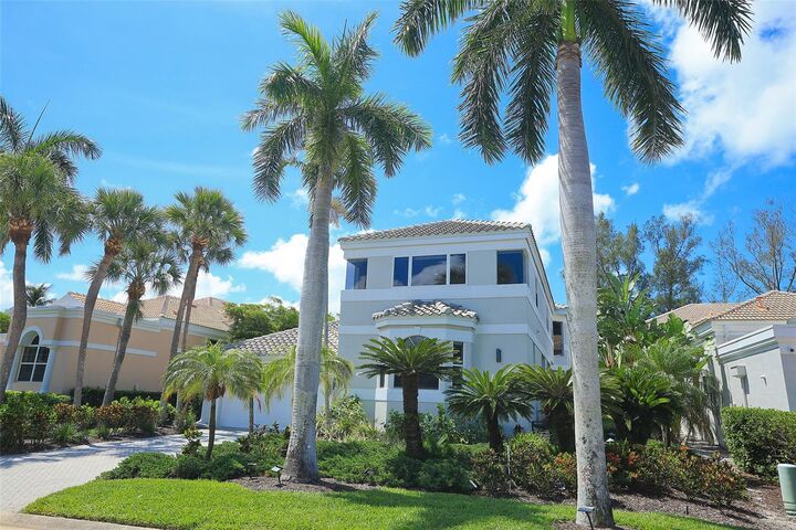 Property Photo: 3527 Fair Oaks Lane FL 34228