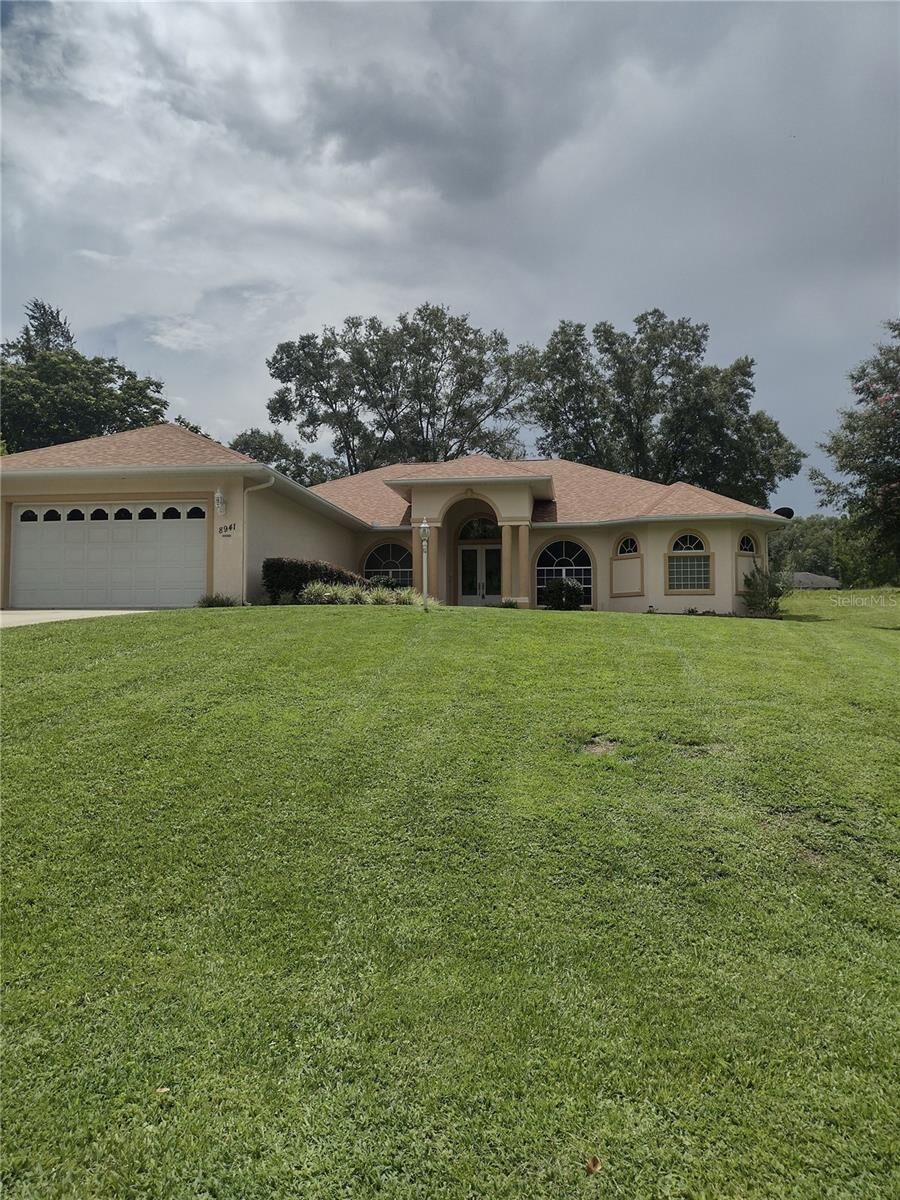 Property Photo:  8941 SW 191st Circle  FL 34432 