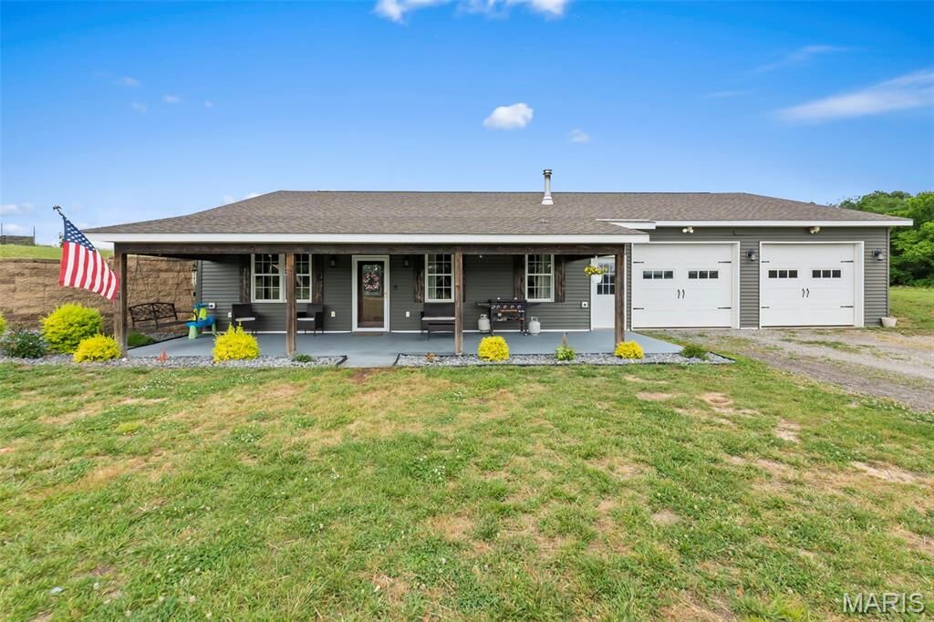 Property Photo: 8075 State Highway A MO 63785