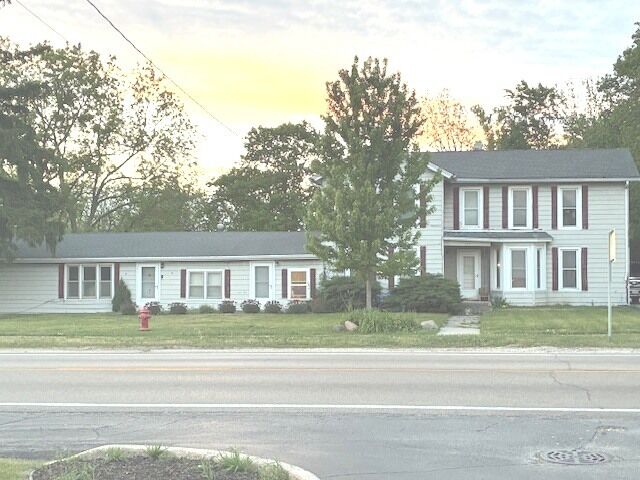 Property Photo:  722/724 W Grant Highway  IL 60152 