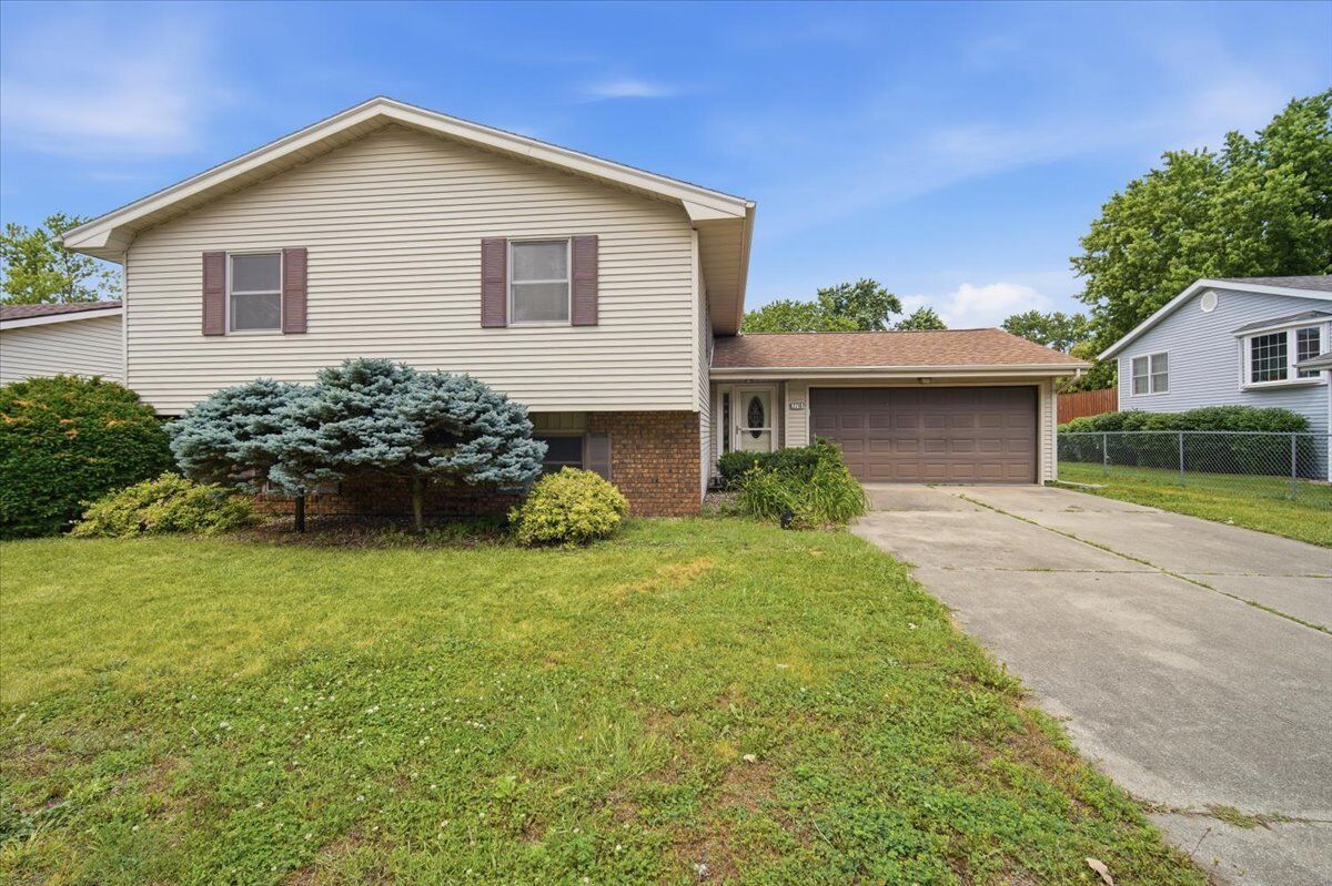 Property Photo:  2710 E Washington Street  IL 61704 