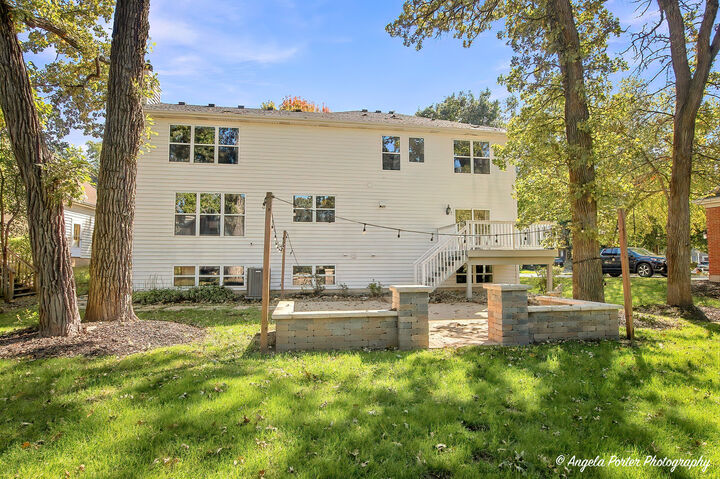 Property Photo: 606 Barberry Trail IL 60021