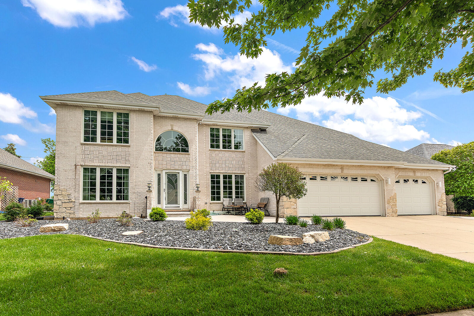 Property Photo:  17359 Elk Drive  IL 60467 