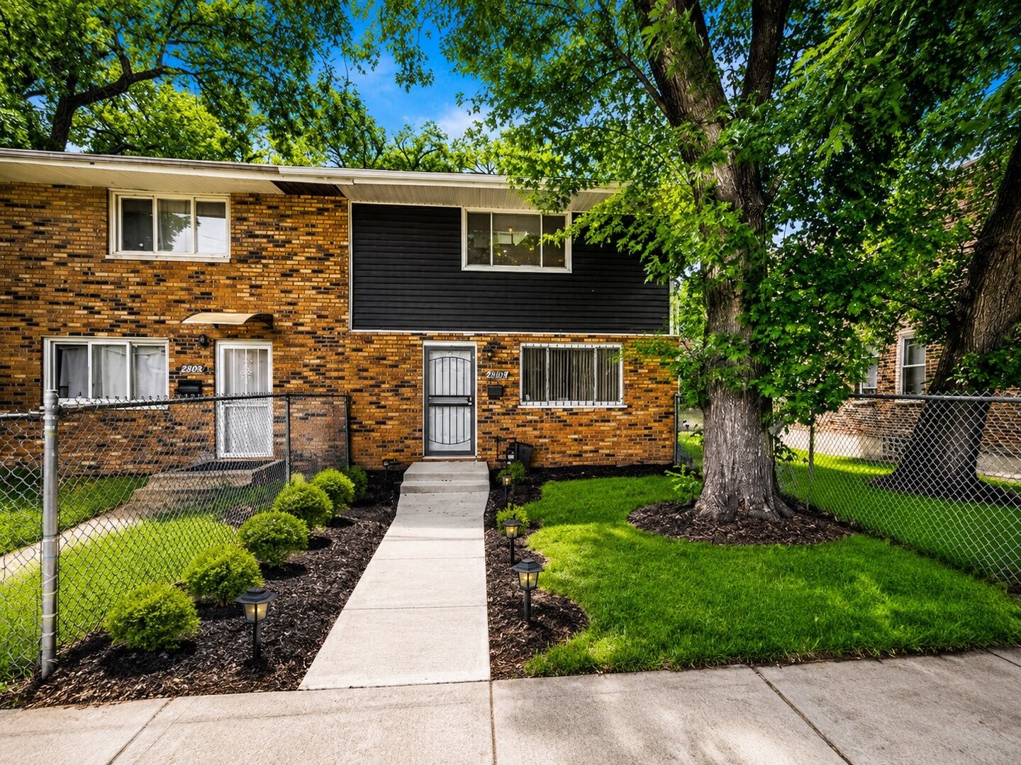 Property Photo:  8818 S Cottage Grove Avenue  IL 60619 
