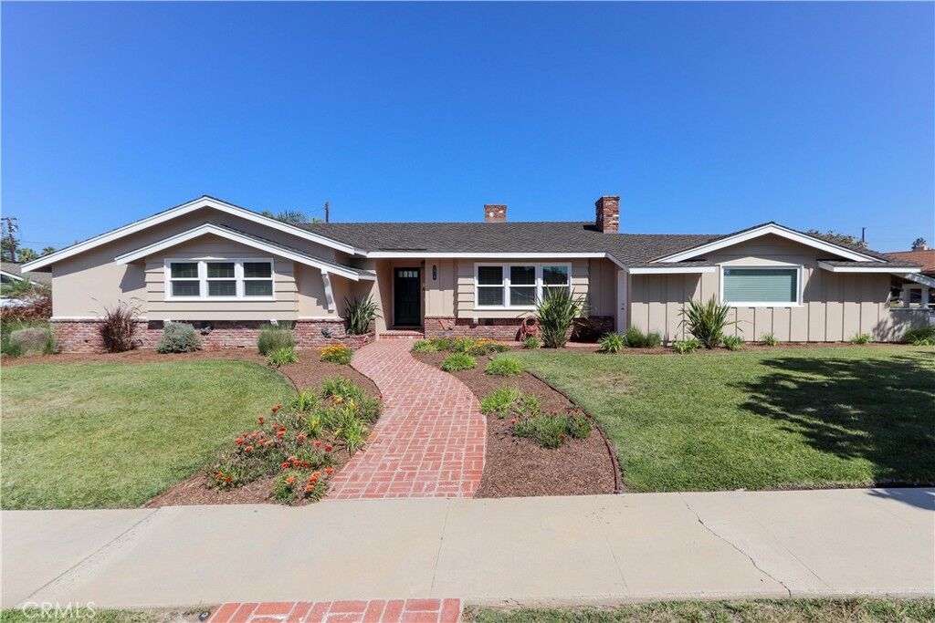 Property Photo:  2919 Sunnywood  CA 92835 