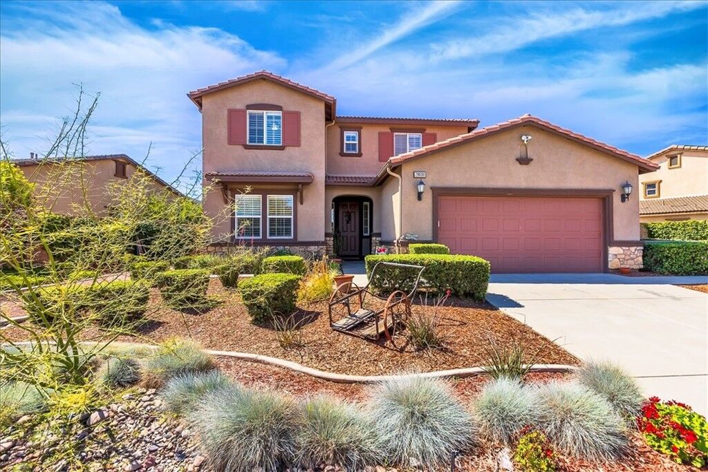 Property Photo:  28690 Mahogany Trail Way  CA 92584 