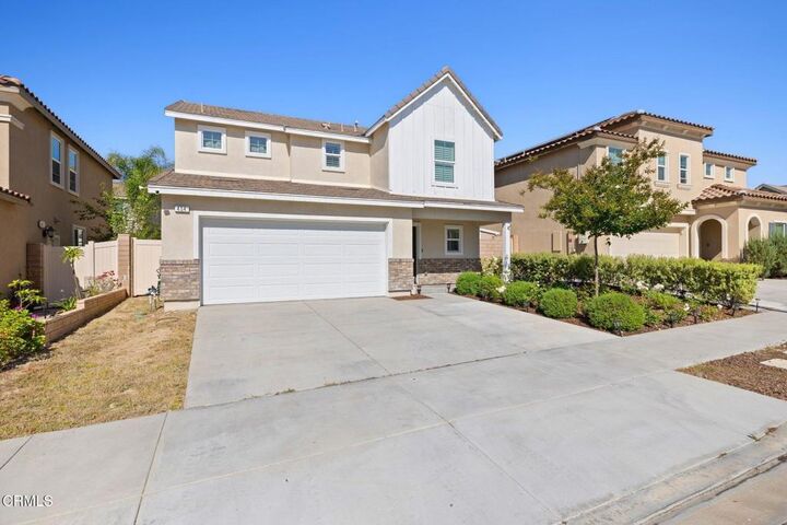 Property Photo:  454 Celebration Lane  CA 93060 