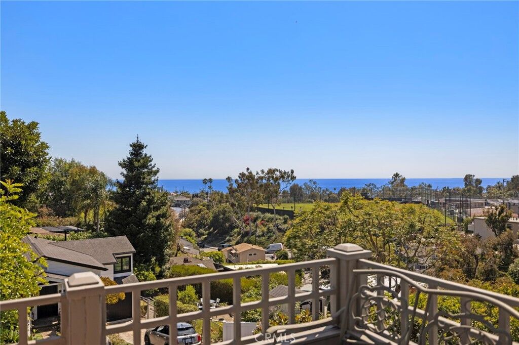 Property Photo: 750 Griffith Way CA 92651