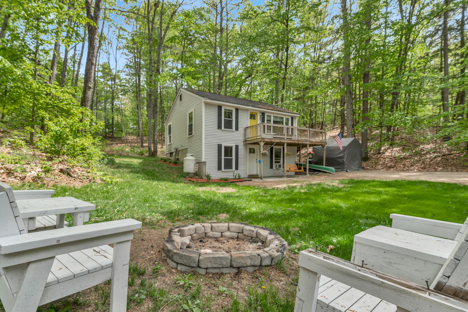 Property Photo: 88 Ridgeway Circle ME 04061