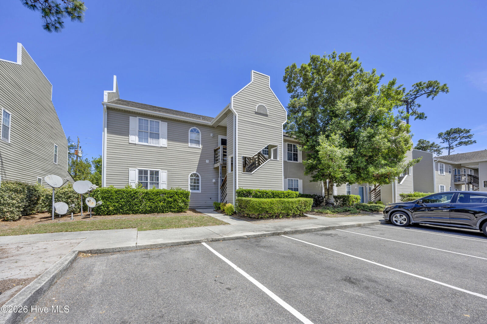 Property Photo:  733 Bragg Drive Apt F  NC 28412 