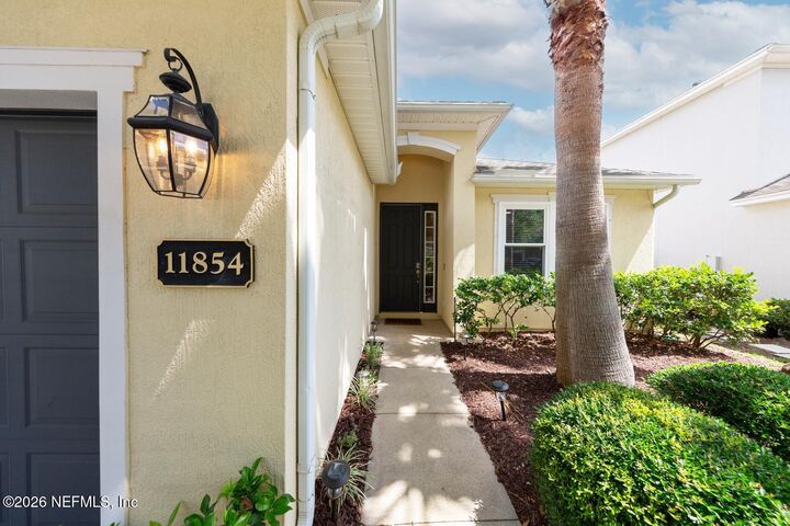 Property Photo:  11854 Wynnfield Lakes Circle  FL 32246 