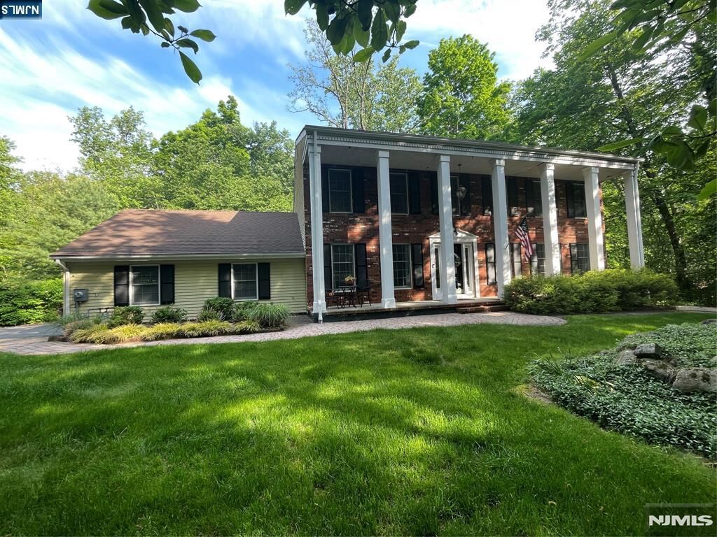 Property Photo:  71 Cheshire Lane  NJ 07456 
