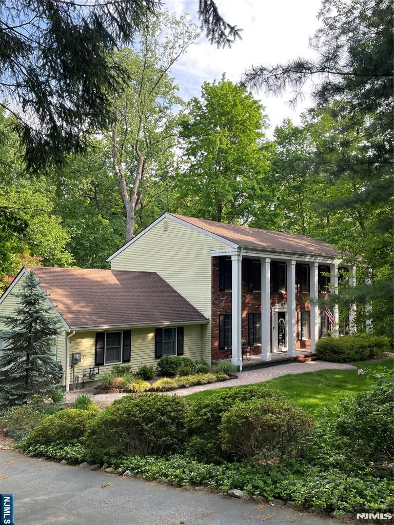 Property Photo:  71 Cheshire Lane  NJ 07456 