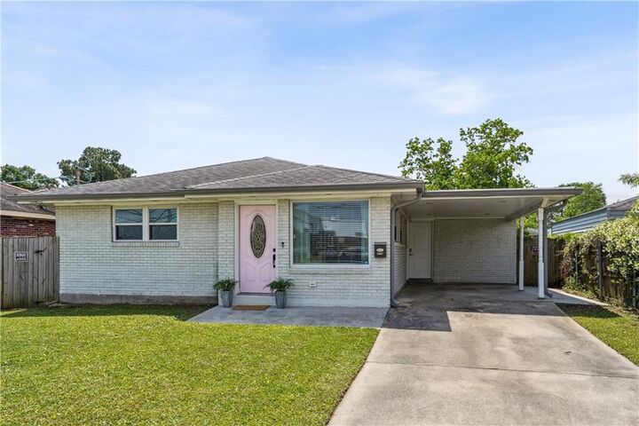 Property Photo: 3736 Pontiac Street LA 70002