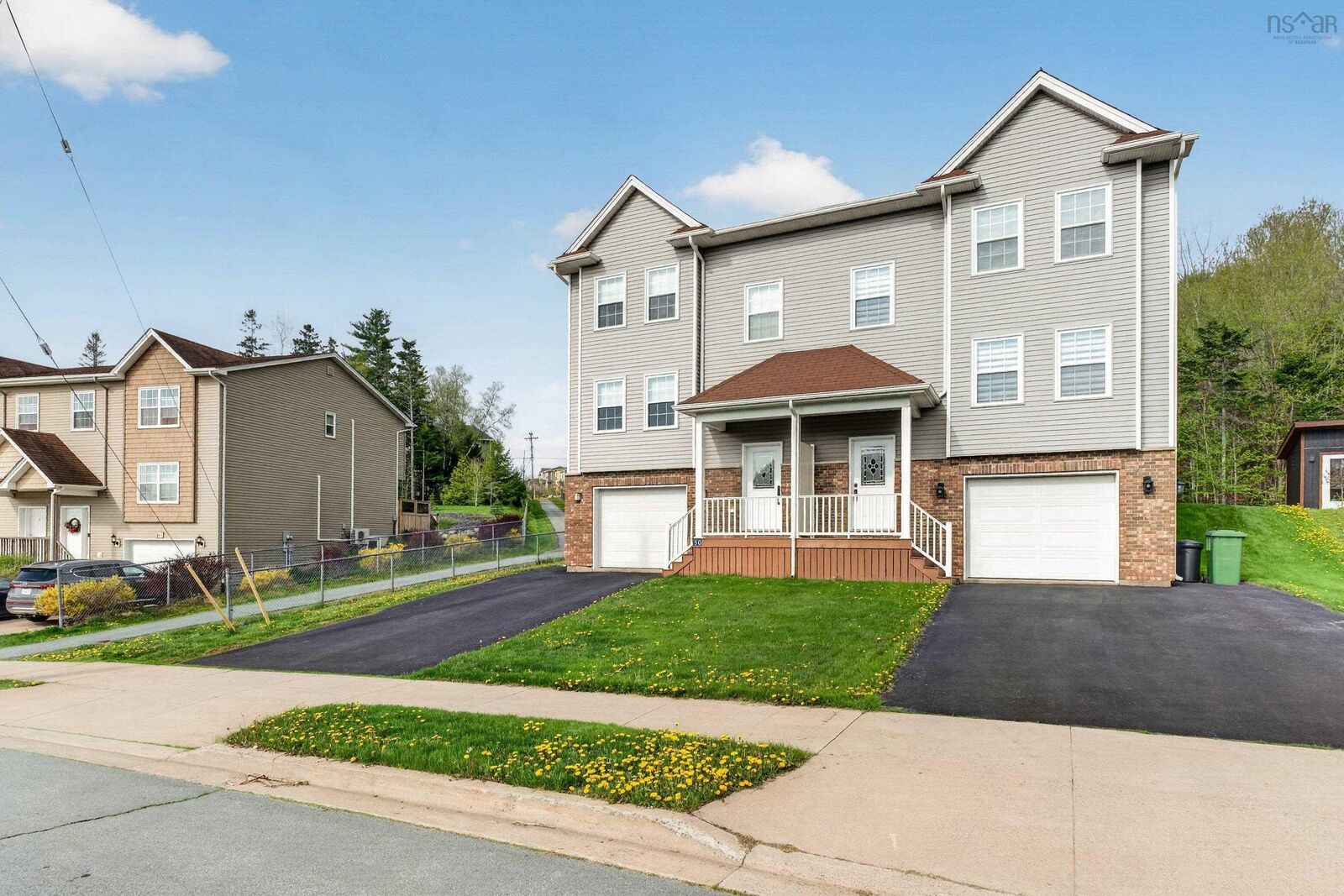 Property Photo: 50 Avebury Court NS B4E 0E9