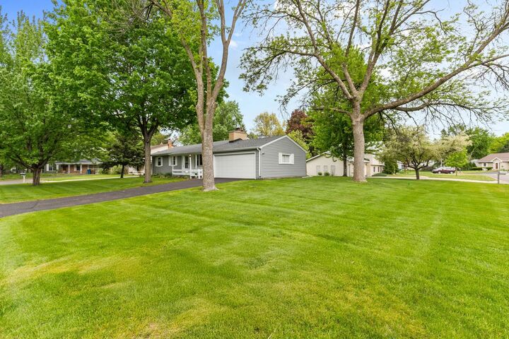Property Photo: 2251 Carlyle Court MN 55110
