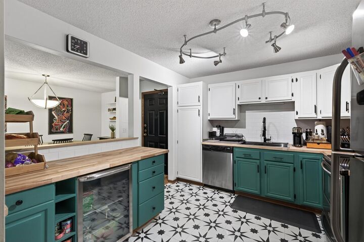 Property Photo:  4385 Trenton Lane N 102  MN 55442 