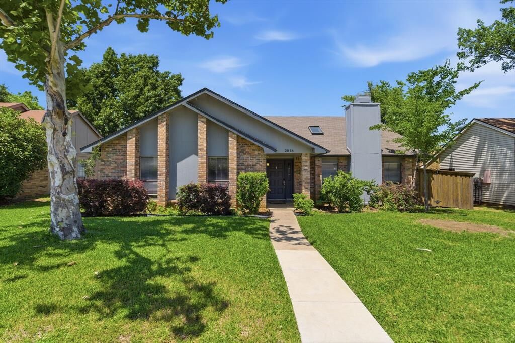 Property Photo: 2816 Chelsea Lane TX 75028