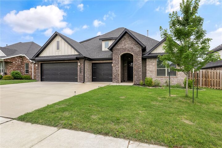 Property Photo:  1411 Ocean Drive  AR 72719 