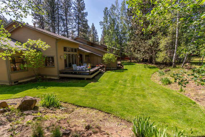 Property Photo:  60555 Elkai Woods Drive 86  OR 97702 