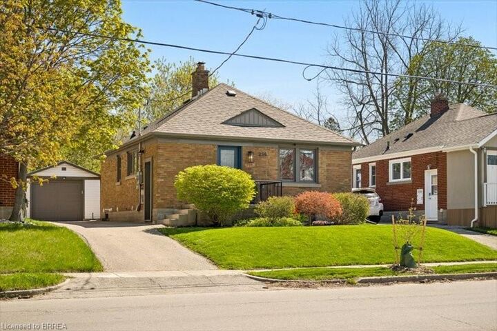 Property Photo: 256 Bowman Street ON N2J 1W5