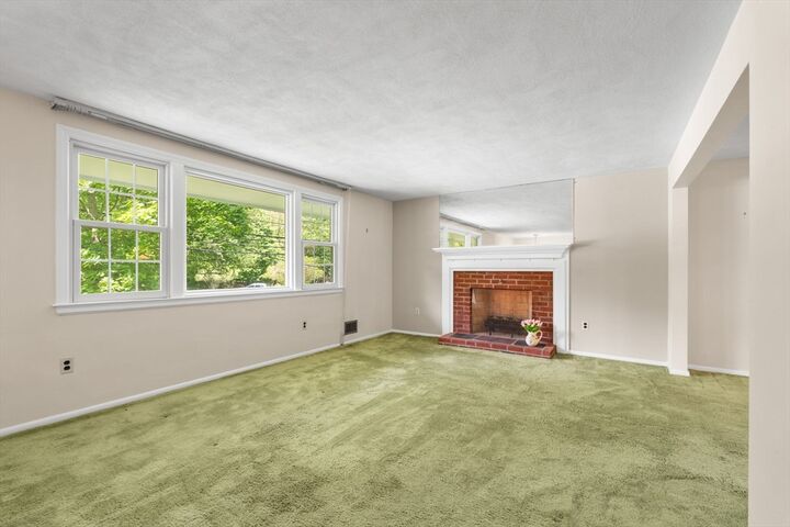 Property Photo: 348 Belknap MA 01701