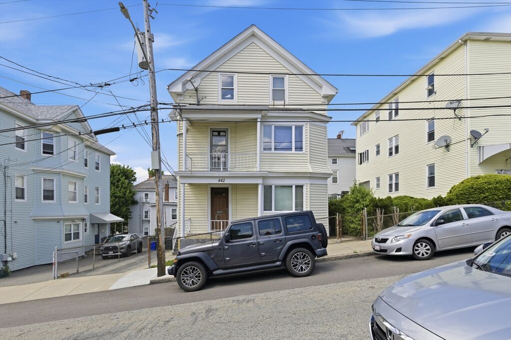 Property Photo:  442 Hope St  MA 02721 